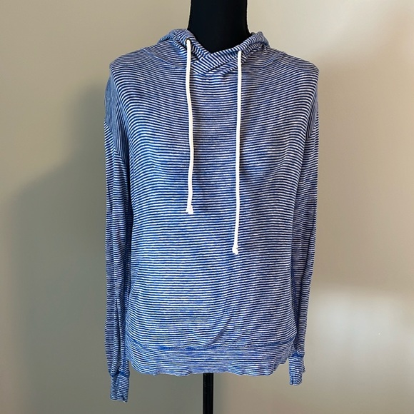 JCrew sweatshirt. Super comfy! - Picture 1 of 4